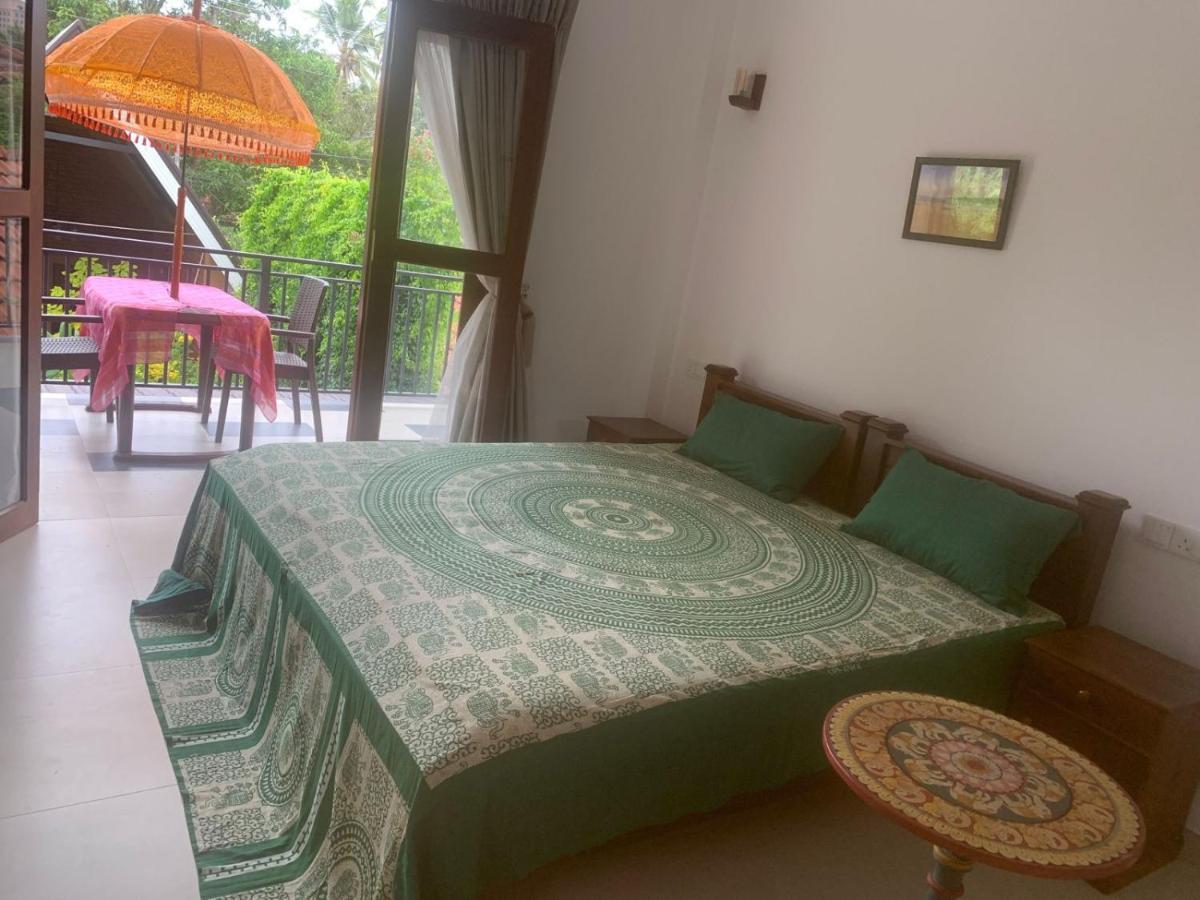Millet'S Food Company And Cooking Center Hotell Negombo Exteriör bild