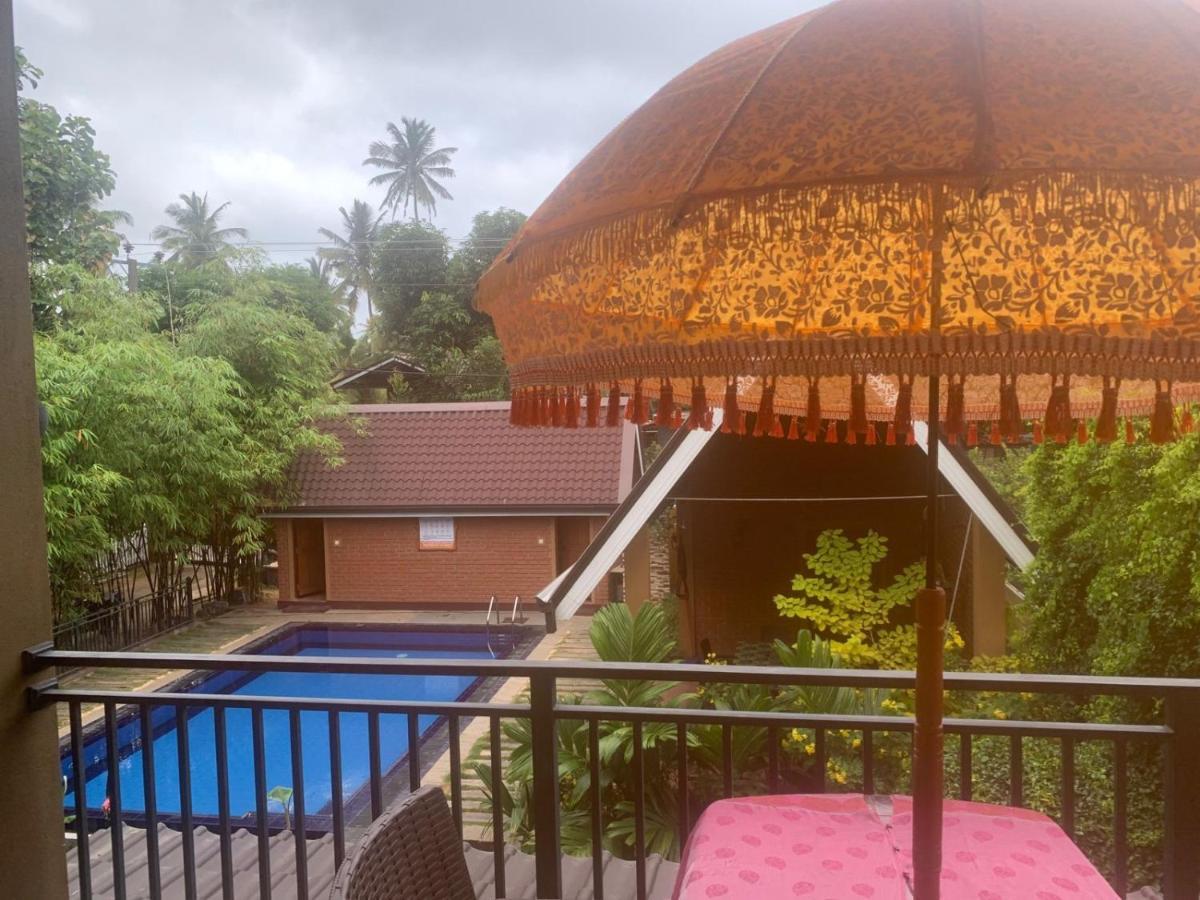Millet'S Food Company And Cooking Center Hotell Negombo Exteriör bild
